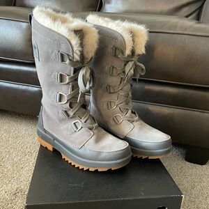 Women's Sorel Tivoli IV Quarry Fur-Lined Winter Boots